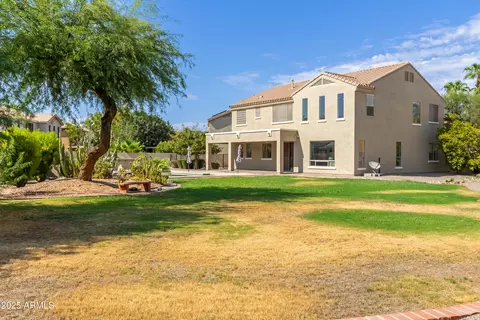 Exterior - 1481 E Lark St, Gilbert, AZ 85297 photo 5 of 7