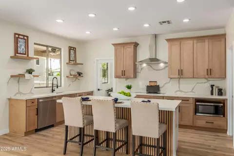 Kitchen - 1481 E Lark St, Gilbert, AZ 85297 photo 2 of 6
