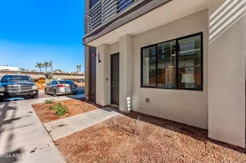 4220 N 32nd St #5, Phoenix, AZ 85018
