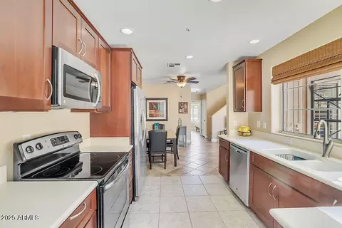 1633 E Lakeside Dr #139, Gilbert, AZ 85234 photo 10