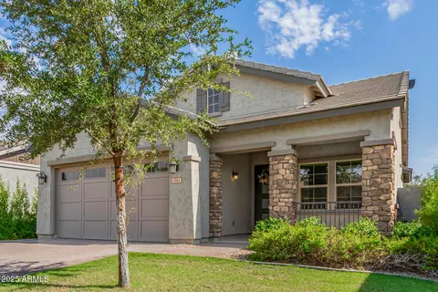 3561 E Arabian Dr, Gilbert, AZ 85296