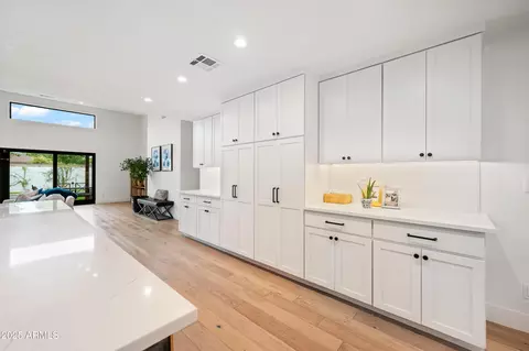 Entry Way - 902 W State Ave, Phoenix, AZ 85021 photo 1 of 1