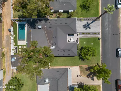 View/Area - 902 W State Ave, Phoenix, AZ 85021 photo 2 of 6