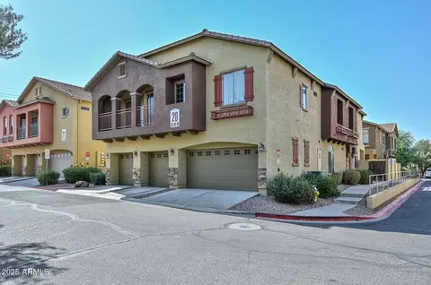 2250 E Deer Valley Dr #58, Phoenix, AZ 85024