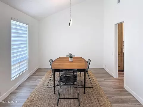 Dining - 3529 E Cannon Dr, Phoenix, AZ 85028 photo 1 of 1