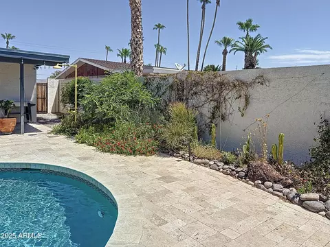 Exterior - 3529 E Cannon Dr, Phoenix, AZ 85028 photo 8 of 8