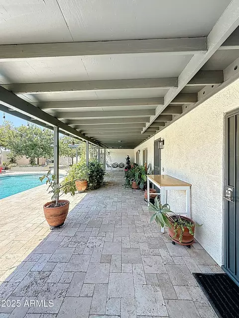 Exterior - 3529 E Cannon Dr, Phoenix, AZ 85028 photo 3 of 8
