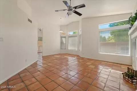 1220 N Cliffside Dr, Gilbert, AZ 85234 photo 4