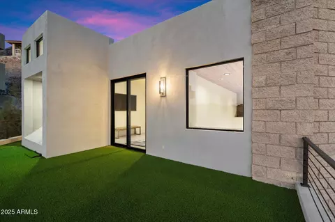 Exterior - 7147 N 23rd Pl, Phoenix, AZ 85020 photo 10 of 22