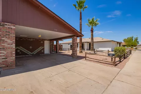 5740 N 68th Dr, Glendale, AZ 85303