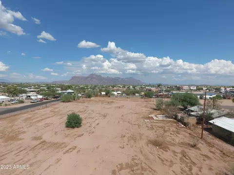 1517 W Roosevelt St #A, Apache Junction, AZ 85120