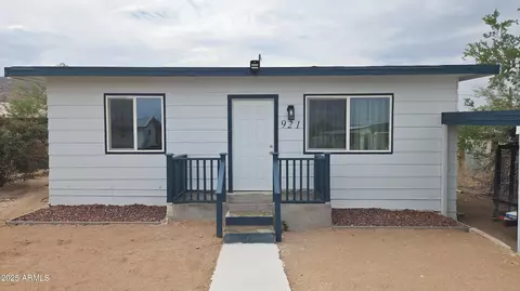 921 N Thompson Ave, Ajo, AZ 85321