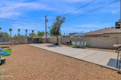 Exterior - 1433 E Garfield St, Phoenix, AZ 85006 photo 4 of 4