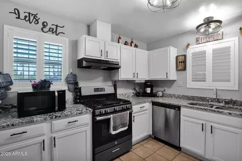 Kitchen - 1433 E Garfield St, Phoenix, AZ 85006 photo 1 of 3