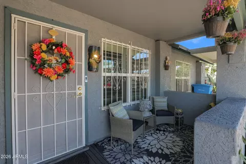Exterior - 1433 E Garfield St, Phoenix, AZ 85006 photo 2 of 4