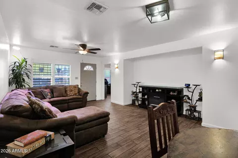 Living - 1433 E Garfield St, Phoenix, AZ 85006 photo 2 of 2