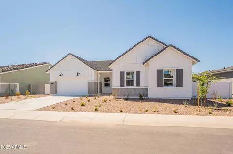 3483 W Sunstone Dr, San Tan Valley, AZ 85143