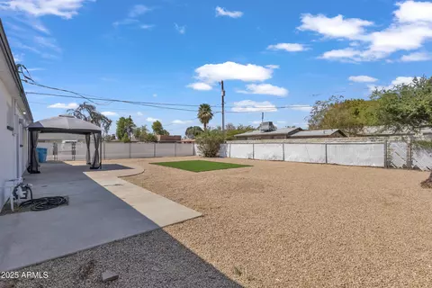 Exterior - 8302 N 30th Dr, Phoenix, AZ 85051 photo 3 of 6
