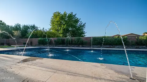Exterior - 2086 E Trigger Way, Gilbert, AZ 85297 photo 19 of 24