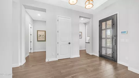 Entry Way - 2086 E Trigger Way, Gilbert, AZ 85297 photo 6 of 10