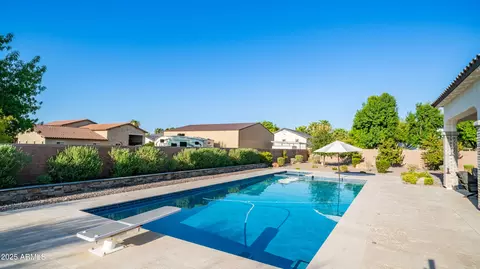 Exterior - 2086 E Trigger Way, Gilbert, AZ 85297 photo 23 of 24