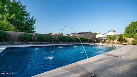 Exterior - 2086 E Trigger Way, Gilbert, AZ 85297 photo 17 of 24