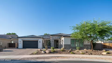 Exterior - 2086 E Trigger Way, Gilbert, AZ 85297 photo 15 of 24