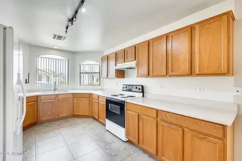 Kitchen - 9829 E Osage Ave, Mesa, AZ 85212 photo 1 of 5