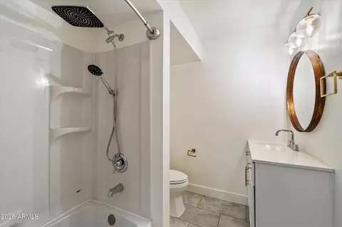 Bath - 3635 E Turney Ave #12, Phoenix, AZ 85018 photo 1 of 3