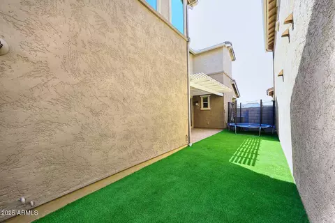 Exterior - 4278 E Jesse St, Gilbert, AZ 85295 photo 5 of 6