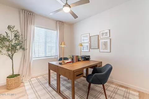 660 W Laredo St, Chandler, AZ 85225