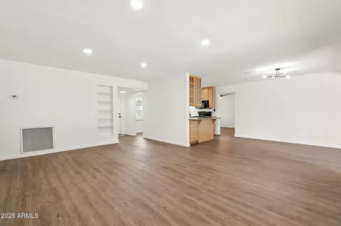 5129 N 13th Ave, Phoenix, AZ 85013 photo 9