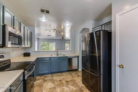2316 W Carson Rd, Phoenix, AZ 85041 photo 4