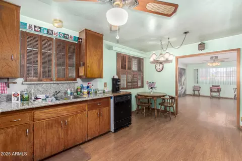 Kitchen - 3141 W Camelback Rd, Phoenix, AZ 85017 photo 1 of 3