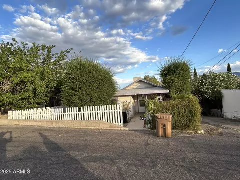 950 E Sycamore St S, Globe, AZ 85501