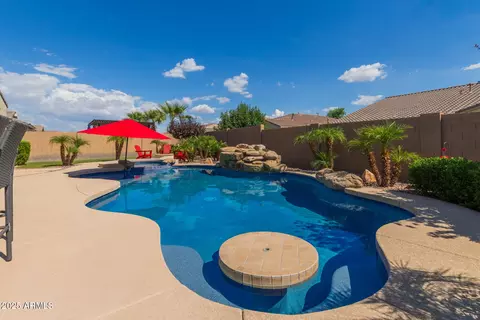 Exterior - 3681 E Narrowleaf Dr, Gilbert, AZ 85298 photo 5 of 11