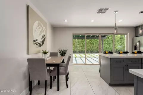 Dining - 3533 E Turquoise Ave, Phoenix, AZ 85028 photo 1 of 1