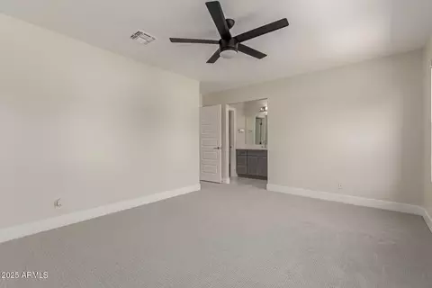 Bedroom - 3533 E Turquoise Ave, Phoenix, AZ 85028 photo 1 of 5