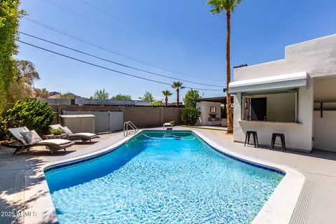 Exterior - 3533 E Turquoise Ave, Phoenix, AZ 85028 photo 1 of 6