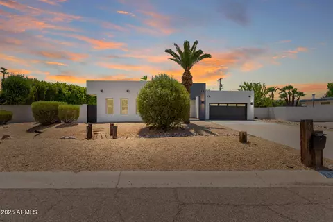 Exterior - 3533 E Turquoise Ave, Phoenix, AZ 85028 photo 6 of 6