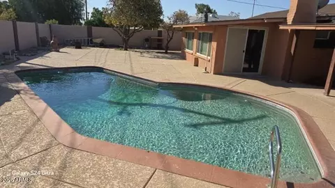 12061 N Pebble Beach Dr, Sun City, AZ 85351