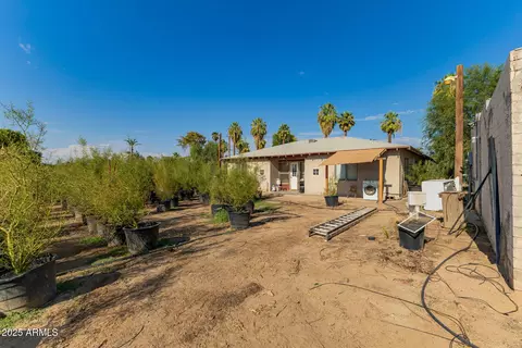 Exterior - 6520 S 28th St, Phoenix, AZ 85042 photo 4 of 7