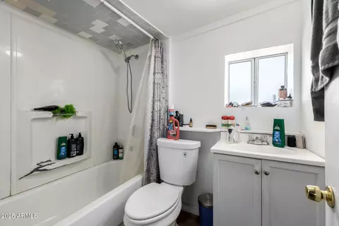 Bath - 6520 S 28th St, Phoenix, AZ 85042 photo 2 of 2