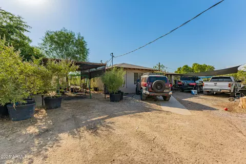 Exterior - 6520 S 28th St, Phoenix, AZ 85042 photo 3 of 7