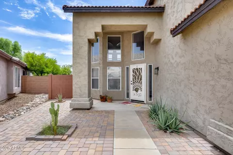 20021 N 38th Ln, Glendale, AZ 85308