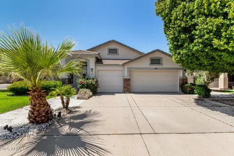 2310 S Southwind Dr, Gilbert, AZ 85295