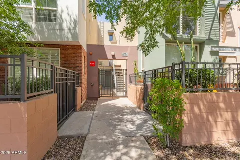706 E Washington St #119, Phoenix, AZ 85034