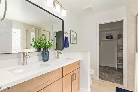 Bath - 2312 E Santa Rosa Dr, Gilbert, AZ 85234 photo 1 of 3
