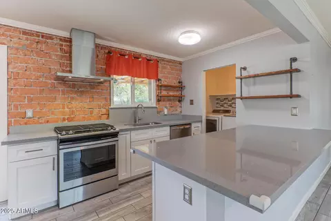 Kitchen - 3014 E Mulberry Dr, Phoenix, AZ 85016 photo 2 of 4