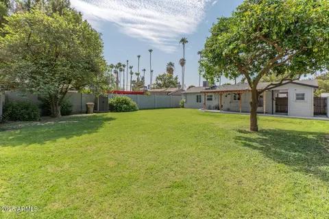 Exterior - 3014 E Mulberry Dr, Phoenix, AZ 85016 photo 4 of 6